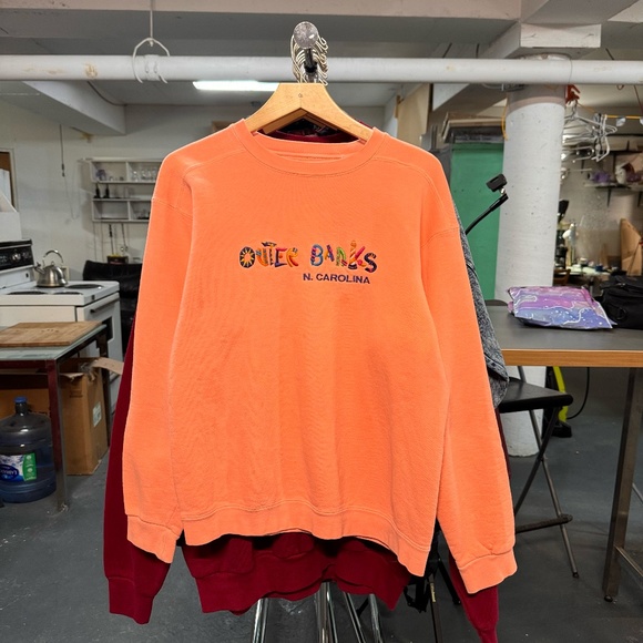 Vintage Outer Banks North Carolina Sweater in Hot Pink - Picture 1 of 4